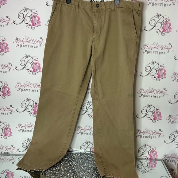 Eddie Bauer Other - Eddie Bauer pants cargo dress pants pockets Classic Tan Chinos